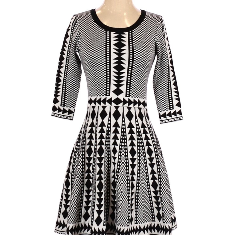 Nina Leonard Knit Dress